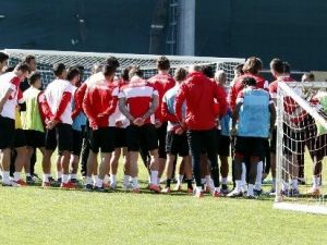 Antalyaspor, Sivasspor Maçının Hazırlıklarını Sürdürüyor