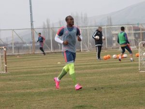 Alima Yeni Malatyaspor’da Akpabıo Yeniden İdmanlara Çıkmaya Başladı