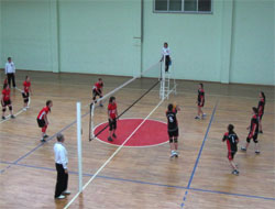 Liseler arası Voleybol Turnuvası başladı