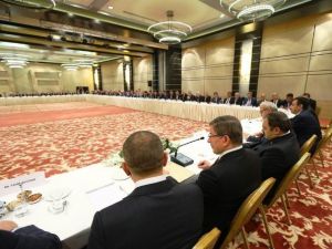 Ak Parti Konya Ailesi İstişare Toplantısında Buluştu