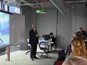 Menatca Ceo’su Tütüncü Öğrencilerle Buluştu