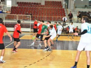 Genç Hentbolcular Yarı Finalde