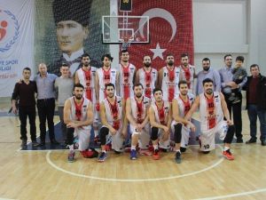 Yalova Group Belediyespor, İlk Dört İçinde Yer Almak İstiyor