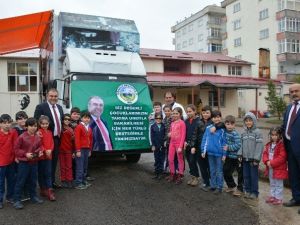 Görele Belediyesinden Öğrencilere Sinema Keyfi