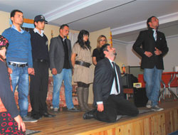 Öğrencilerden Anlamlı Tiyatro