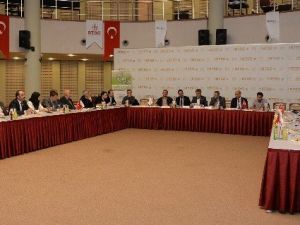 Makine Ve Otomotiv Sektörleri Btso’da Ele Alındı