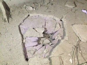 Bolu’da Apartmanın Çatısına Yıldırım Düştü