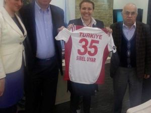 Hentbol Federasyonu Başkanı’ndan Urla Ziyareti