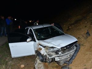 Tokat’ta Otomobil Şarampole Uçtu: 3 Yaralı