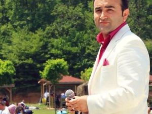 Kaybettiği Annesi İçin Şarkı Yaptı
