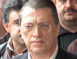 Mesut Yılmaz İstifa Etti