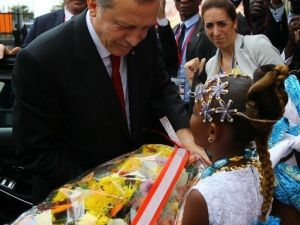 Erdoğan’a Abidjan’ın Altın Anahtarı Ve Hemşerilik Beratı Verildi
