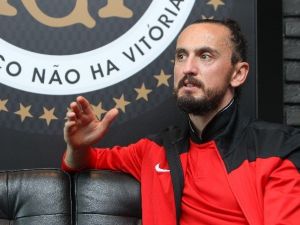 Tuncay Şanlı: "O Formayı, O Armayı Hissetmek Gerekiyor"