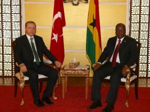 Cumhurbaşkanı Erdoğan, Gana Cumhurbaşkanı Mahama İle Görüştü