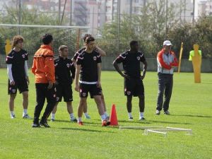 İpekoğlu: "Ligin Her Maçı Çetin Geçecek"