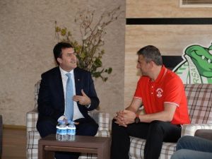 Dündar’dan Hamza Hamzaoğlu’na Moral Ziyareti