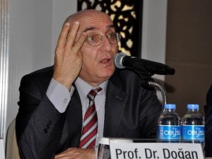 Prof. Dr. Doğan Şenyüz’den Hukukta Yorum Eleştirisi