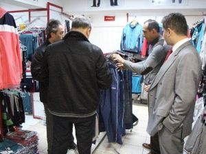Bolu Polisinde Sahte Ürün Satan Mağazalara Baskın