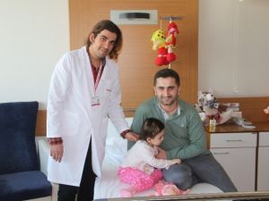 3 Yaşındaki Zehra Hayata Tutundu