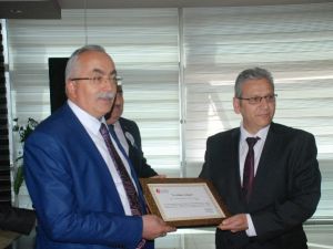 Tokat’ta Vergi Rekortmenlerine Teşekkür Belgesi