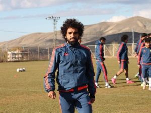 Sadık Çiftpınar: "Hedefim Süper Lig’de Oynamak"