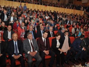Meral Akşener Partililerle Bir Araya Geldi