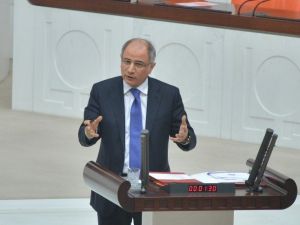 Bakan Ala: “Yıllık Ortalama 50 Bin Yasa Dışı Göçmen Yakalandı”