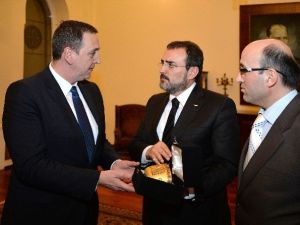 Bakan Ünal, Gürcistan Kültür Ve Anıtları Koruma Bakanı Giorgadze İle Bir Araya Geldi