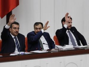 Üç Bakanlığın 2016 Yılı Bütçesi Kabul Edildi