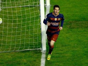 Arda Turan, Barcelona’da İlk Golünü Attı