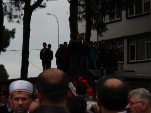 Ünyeli Gençlerden Terör Tepkisi
