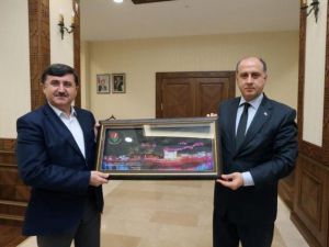 Trabzon Valisi Öz’den Amasya Valisi Çomaktekin’e Ziyaret