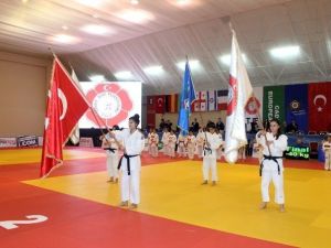 23. Nazım Canca Ümitler Avrupa Judo Kupası Başladı