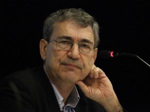 Nobel Ödüllü Yazar Pamuk, Niçin Yazdığını Anlattı