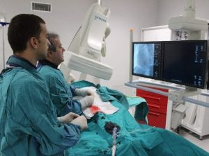 Koldan Yapılan Anjiyolar Ölüm Riskini Azaltıyor
