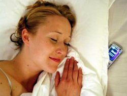 Cep telefonu ile uyuyanlar dikkat