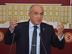 Acun Ilıcalı’nın Milletvekili Amcasından Survıvor Teklifi