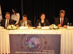 Liselere Dijital Eğitim Dokunuşu Yapılıyor