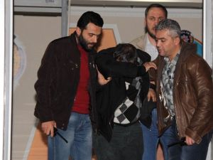 Çaldığı Cep Telefonunu Satarken Yakalandı