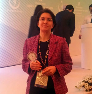 RTEÜ'lü Öğretim Üyesi Antalya'dan Ödülle Döndü