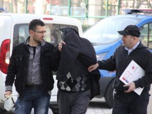Çaldığı Cep Telefonunu Satarken Yakalanan Şahıs Adliyeye Sevk Edildi