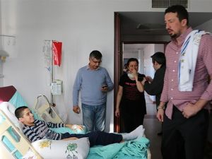 Hidayet Türkoğlu, 14 Yaşındaki Erol’un Hayallerini Gerçekleştirdi