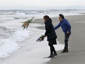 Japonya, 2011 Yılında Meydana Gelen Deprem Ve Tsunamide Hayatını Kaybedenleri Andı