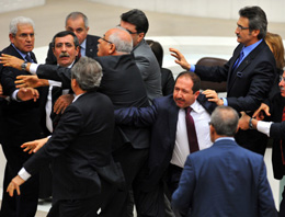 BDP'li vekile teröristsin diye bağırdı!
