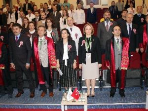 Bezmiâlem Vakıf Üniversitesi’nde Tıp Bayramı Kutlaması