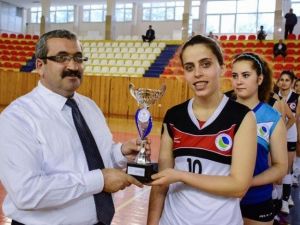 Ünilig’de Giresun Ve Kastamonu Finalde