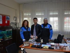 Umut Eğitimden, Polis Abla Kütüphanesine Destek