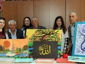 Yaşlıların Ergoterapi Dersinden Sanat Eserleri Çıktı