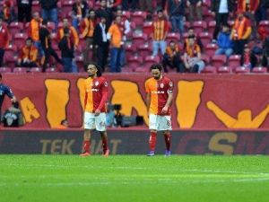Galatasaray, Fenerbahçe Derbisi Öncesi Moral Bulmak İstiyor