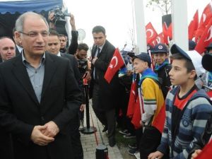Bakan Ala: "Çukur Kazanların Yerine Hizmetleri Biz Götüreceğiz"